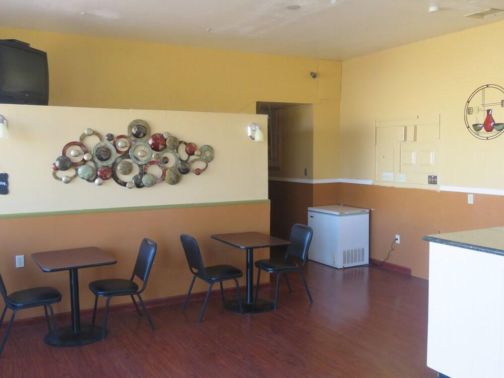 Economy Inn Socorro Zewnętrze zdjęcie